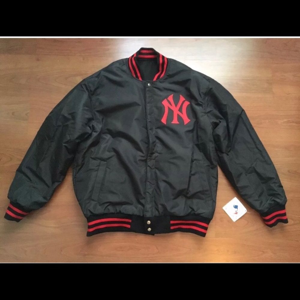 NWT NY Yankees Reversible Bomber Jacket Red Black